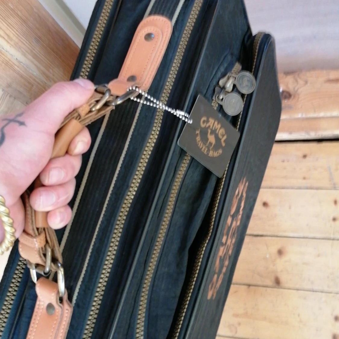 Camel Travel Bag - 90