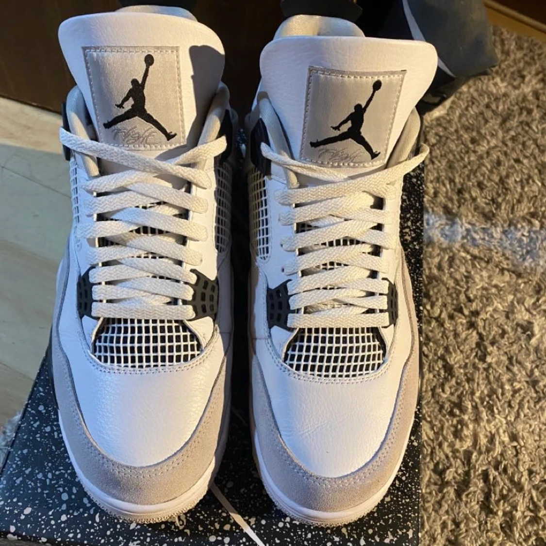 JORDAN 4 RETRO  MILITARY BLACK - 90