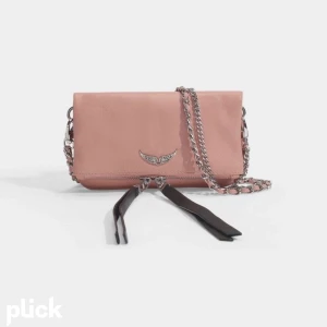 Zadig et Voltaire handväska - Zadig väska köpt o butiken i Stockholm för 3095kr! Kom med prisförslag 