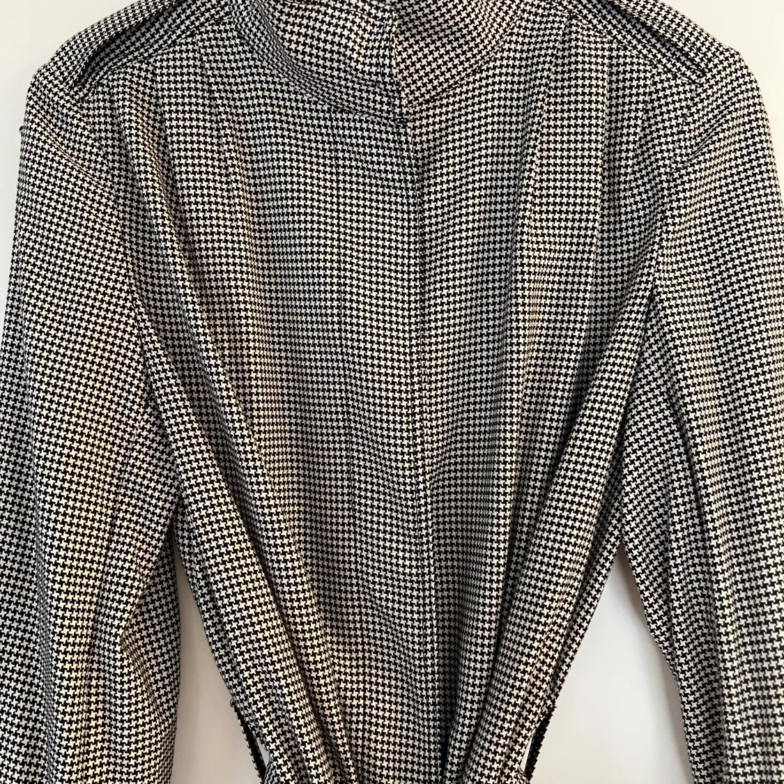 Mönstrad Trenchcoat