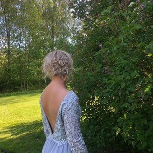 Balklänning - Säljer nu min fina balklänning från Nelly💙 då den tyvärr inte kommer till användning för min del mer💘