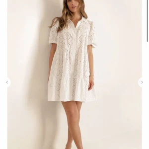 SÖKER  - Söker tuscany dress från chiquelle!! Gärna i storlek S eller XS 🫶 