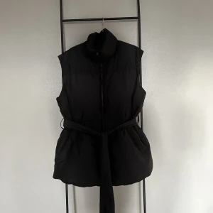 Over sized väst & Other Stories - Använd ett fåtal gånger  Storlek M Mycket bra skick