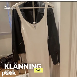 Klänning  - Lägger upp igen