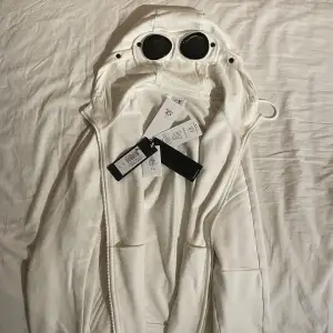 CP Company Daigonal Raised Goggle Fleece Hoodie(M)(White) Condition:(Used) Retail:240euro/2800kr