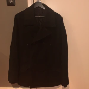 Rock - Säljer denna rock från blue print i storlek M, har använts förr men inte på ett tag. Den är i fint skick med inga större fläckar eller defekter! Säljer den för 300kr inklusive frakt📦 