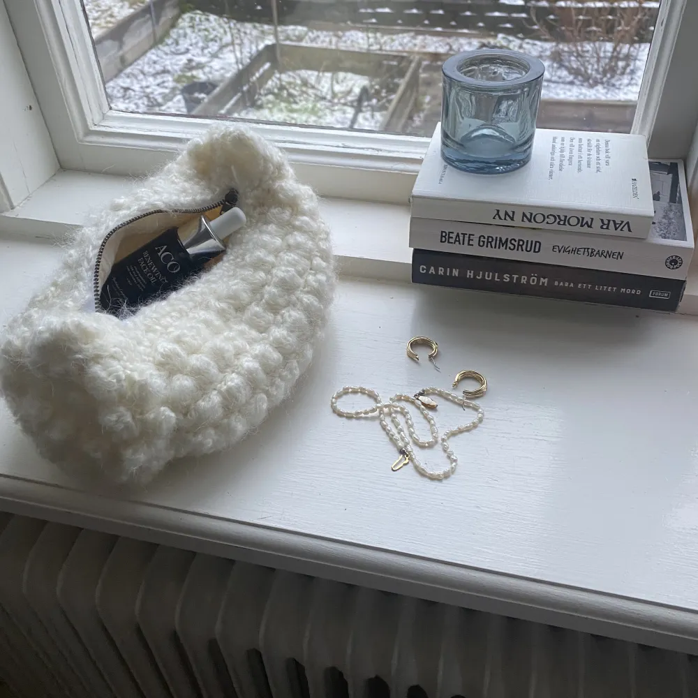 Super söta virkade necessärer jag gör själv, perfekta nu till sommaren! 275 st + frakt❤️. Accessoarer.