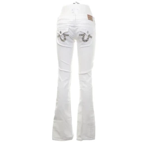 True Religion jeans - ääälskar, så unika true religion jeans som är lågmidjade och bootcut!⚡️⚡️