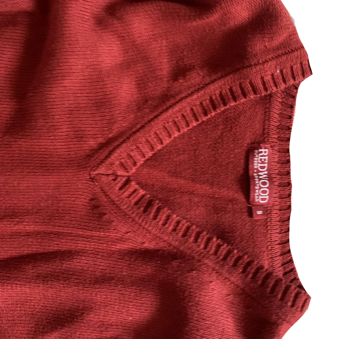 Röd stickad tröja  - 90