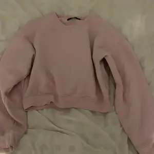 Rosa hoodie från Gina storlek xs