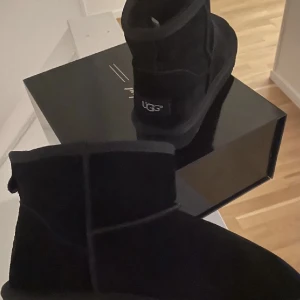Uggs  - Aldrig använda, stl 38