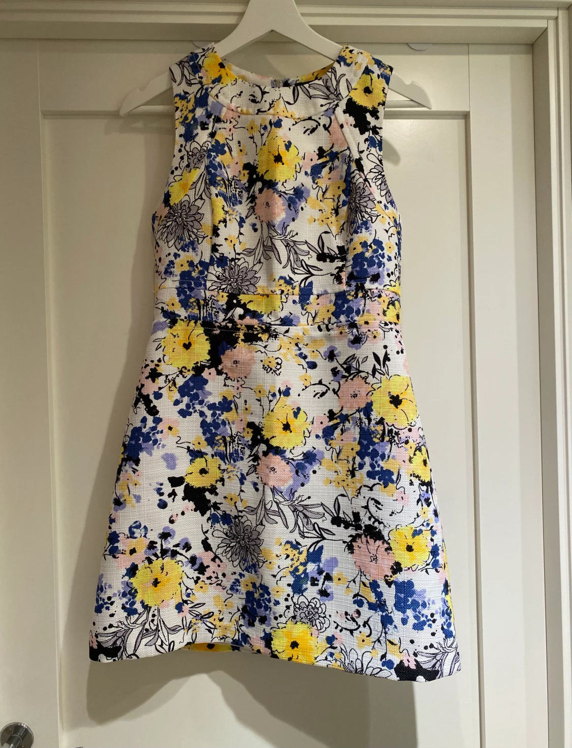 Sommarklänning från Warehouse