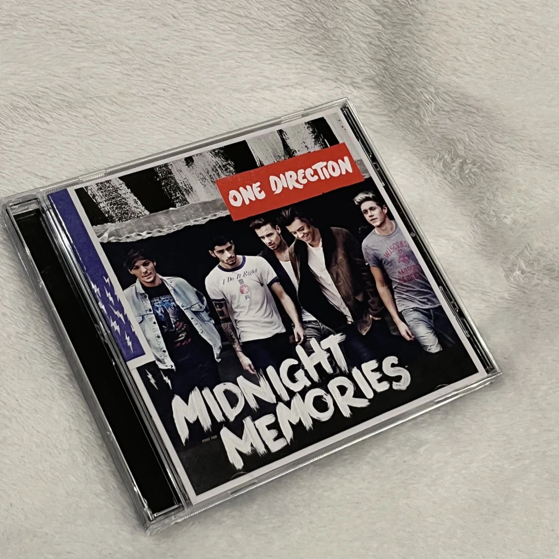 Midnight memories - One Direction 