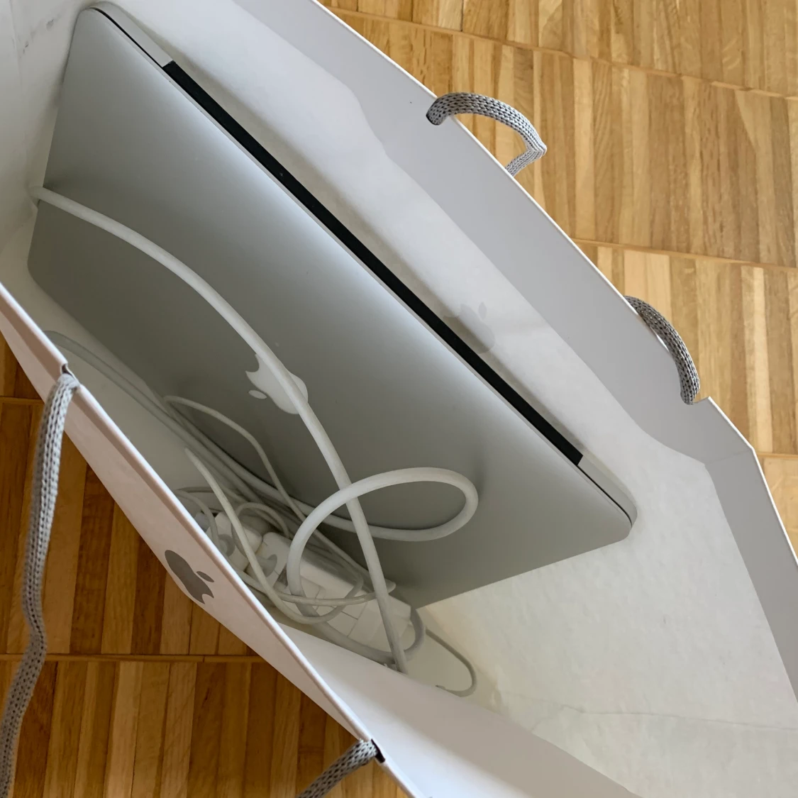 Macbook Pro Retina (2013) - grön skärm, men datorn fungerar med extern skärm - 90