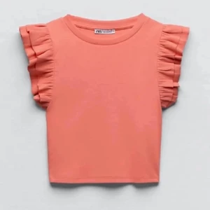 zara topp  - säljer denna populära zara toppen som inte riktigt kommit till användning, i stl xs