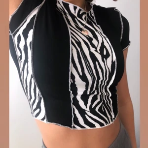 Sebrig tröja  - Cool tröja!