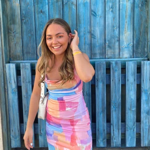 Klänning - Jättefin och bekväm klänning som tyvärr inte blivit använd mer än en gång