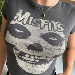 T-shirt med tryck - Oanvänd tröja från hm💕