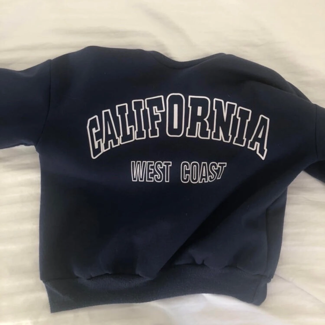 Marinblå tröja💙 - 91