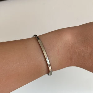 Armband Daniel.W - Silvrigt Daniel Wellington armband. Passar fint till klockan som säljs separat.