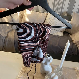 Kjol - En helt ny kjol från shein, jätte skön och snygg! Strl L!  Frakt - 45kr 