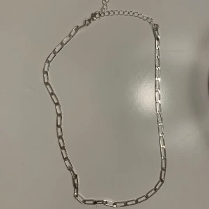 Silver kedja  - 5kr