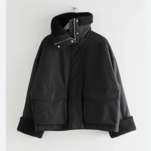 & Other stories jacka - Så fin jacka från other stories i fint skick som jag inte får användning för💓