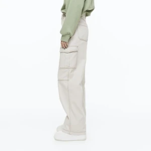 Cargobyxor  - Supersnygga cargobyxor!! Endast använda en gång! ❤️