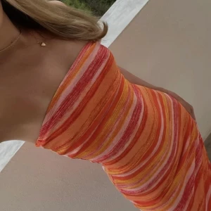 Klänning - Ifrån shein, aldrig använd!! Helt slutsåld på deras hemsida