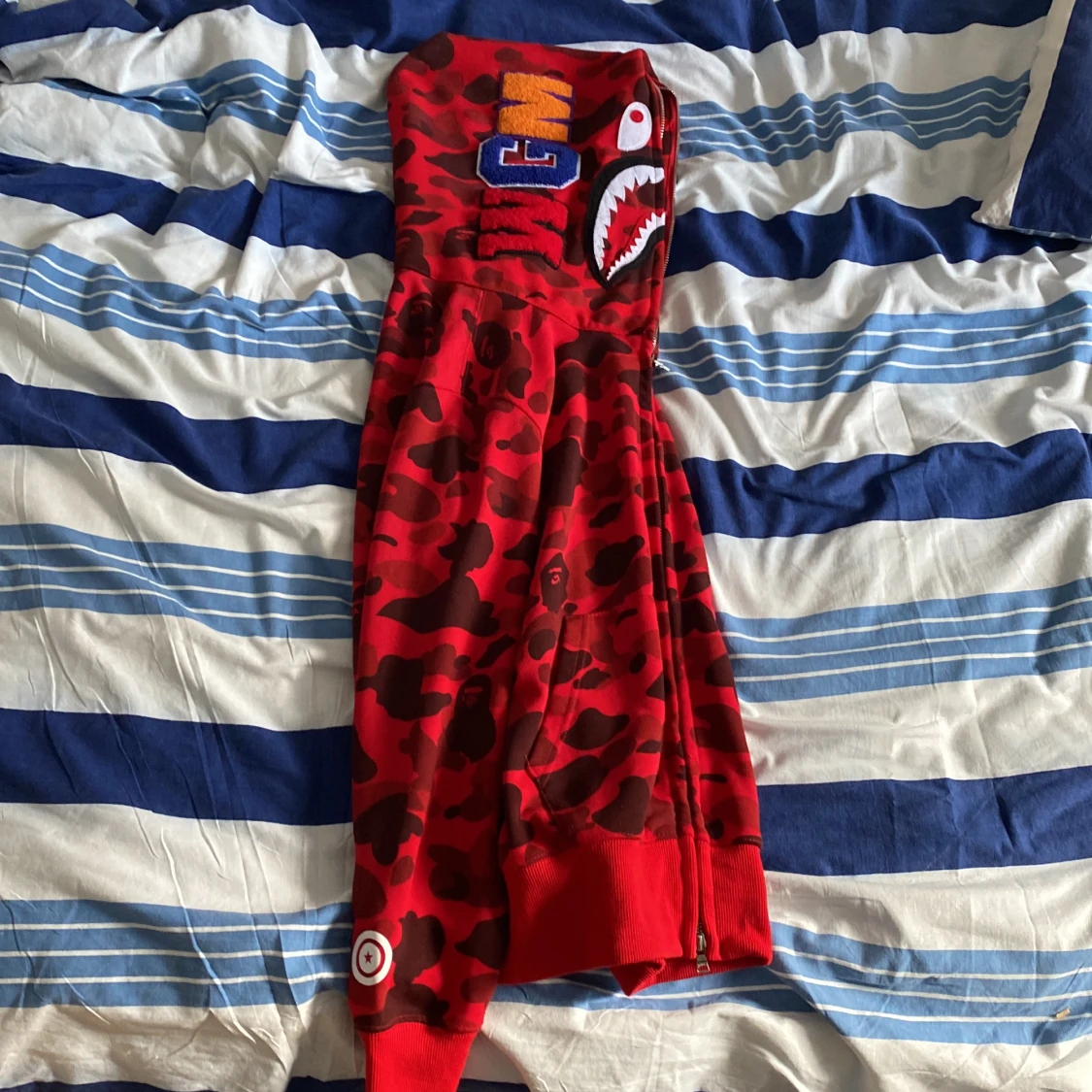 Röd Bape Hoodie - 90