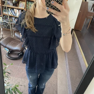 Blus - Super fin blus som aldrig har används ❤️ köparen står för frakt 🚚 