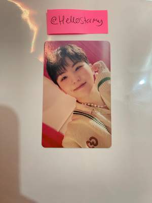 Seventeen 2023 Season’s Greetings Officiall photocard Woozi & Scoups -Bought from Cokodive  - 100 kr styck♥️ 