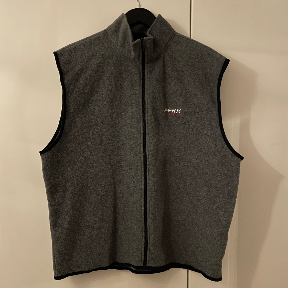 Vintage peak fleeceväst