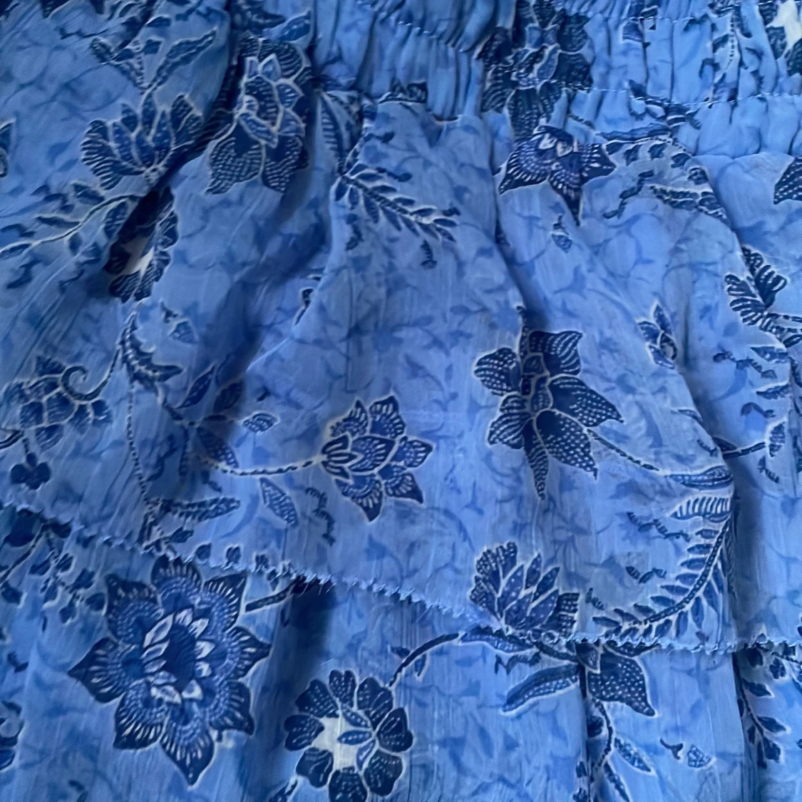 Blå volangklänning från Pepe Jeans - 91