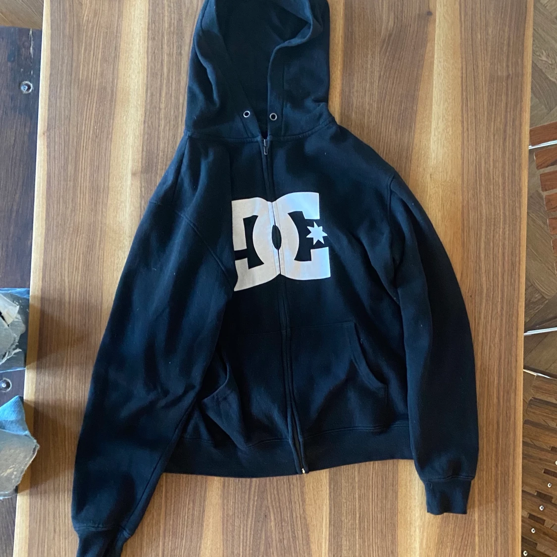 DC Shoes zipup hoodie