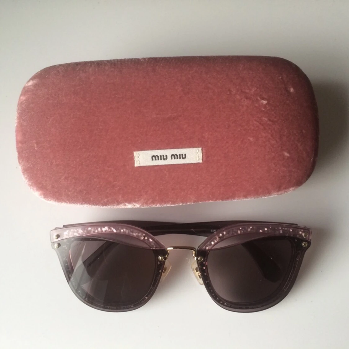Helt ny-Miumiu Sunglasses
