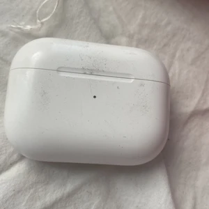 Fööööölj mig för rabatt - Säljer dom här för att jag har 2 stycken! Funkar som vanligt bara att dom e lite skitiga men har tagit bort det jag kan! Kom privat för mer bilder (har inget kvitto tyvärr!)