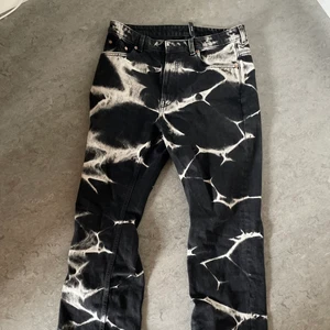 Jeans - Weekday jeans 500kr nypris