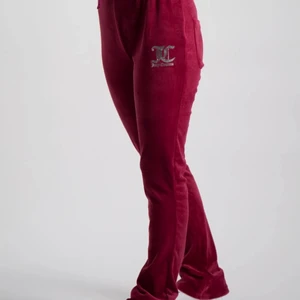 Juicy storlek 15-16år - Intressekoll-helt nytt plagg.