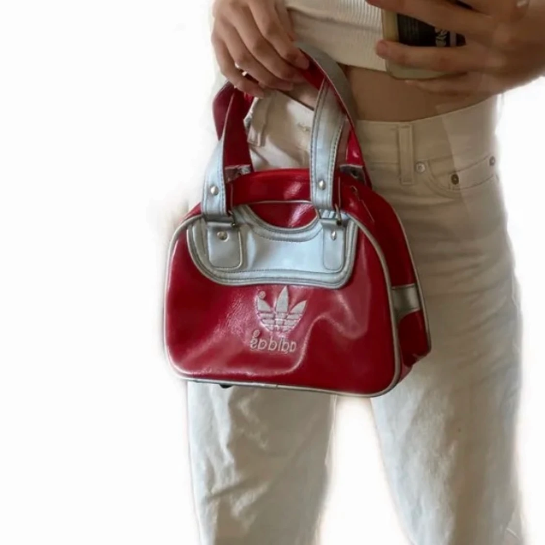 Röd adidas väska