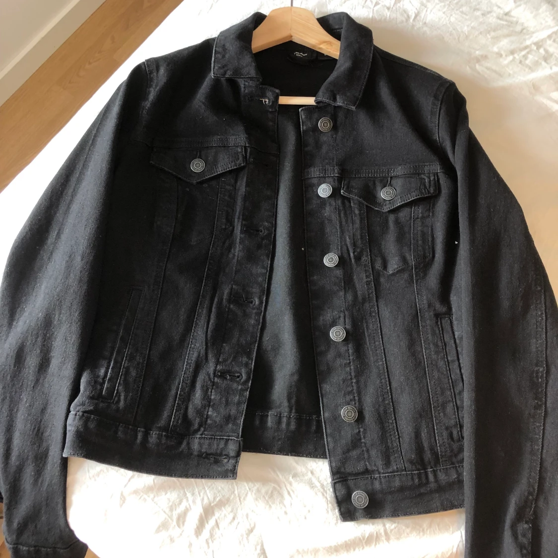 Vero Moda, svart jeansjacka, strl S - 91