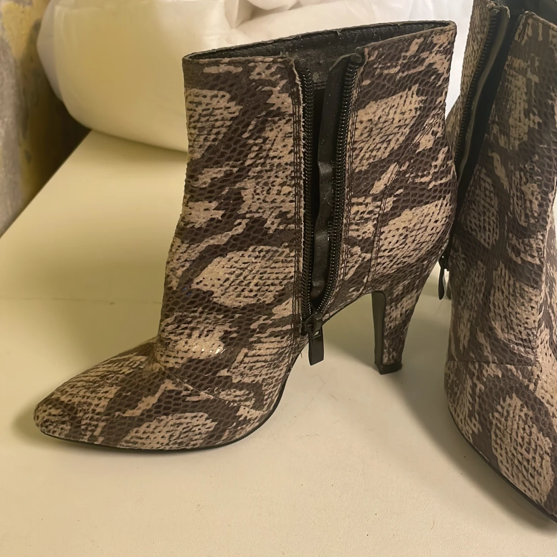 Snygga klacksko - 90