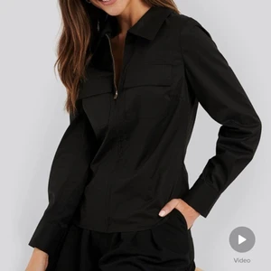 Zip pocket skjorta / overshirt - Strl 36 nyskick , nypris 399