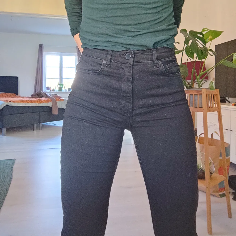 Stretchiga jeans. . Jeans & Byxor.