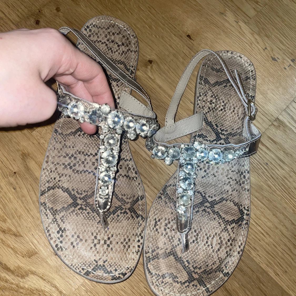 Skor/ sandaler  - 90