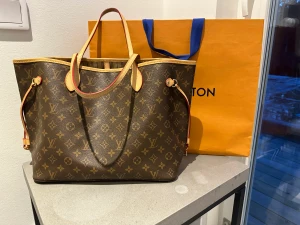 Louis vuitton neverfull mm - Äkta men fins ibgen kvitto tyvar