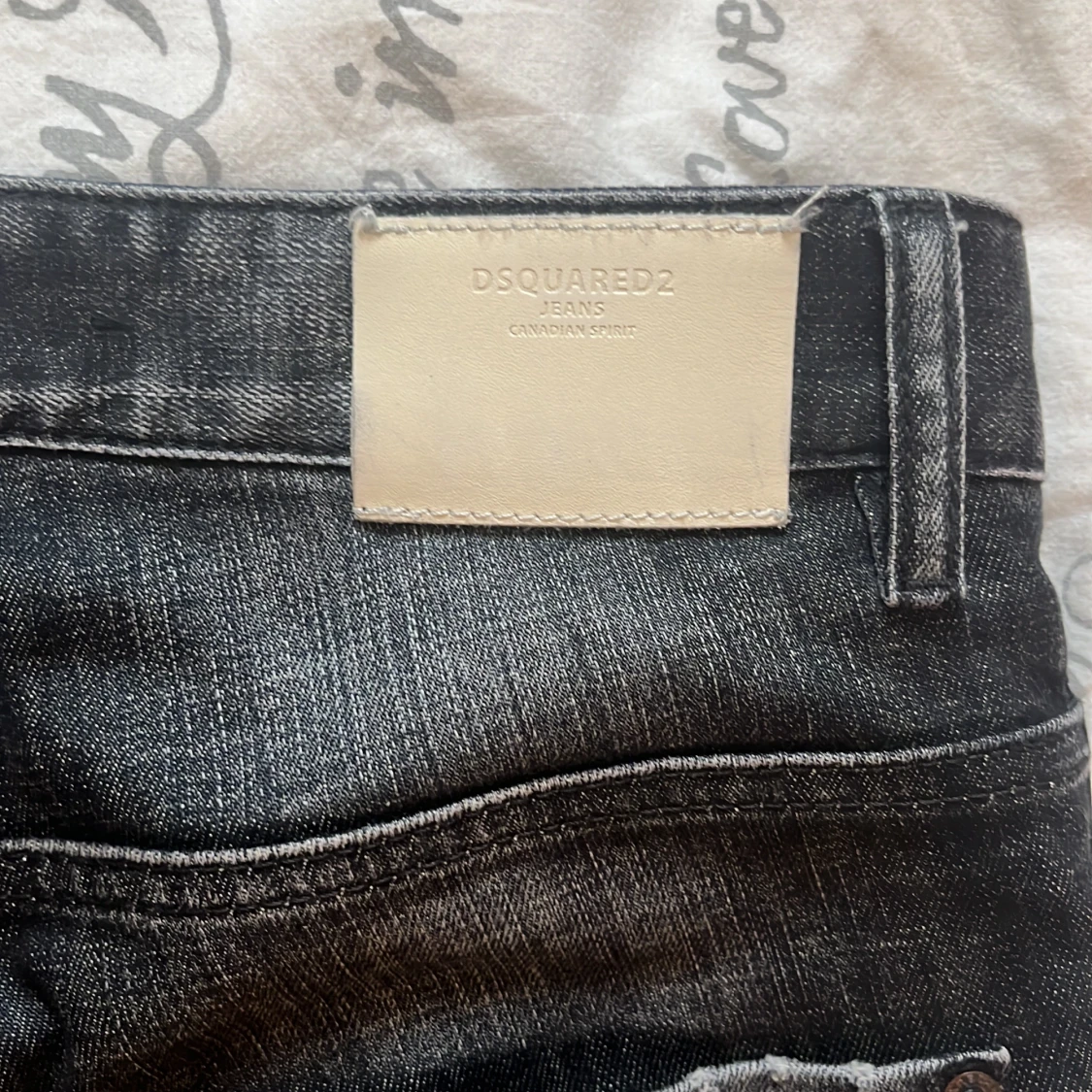 Äkta Dsquared byxor  - 90