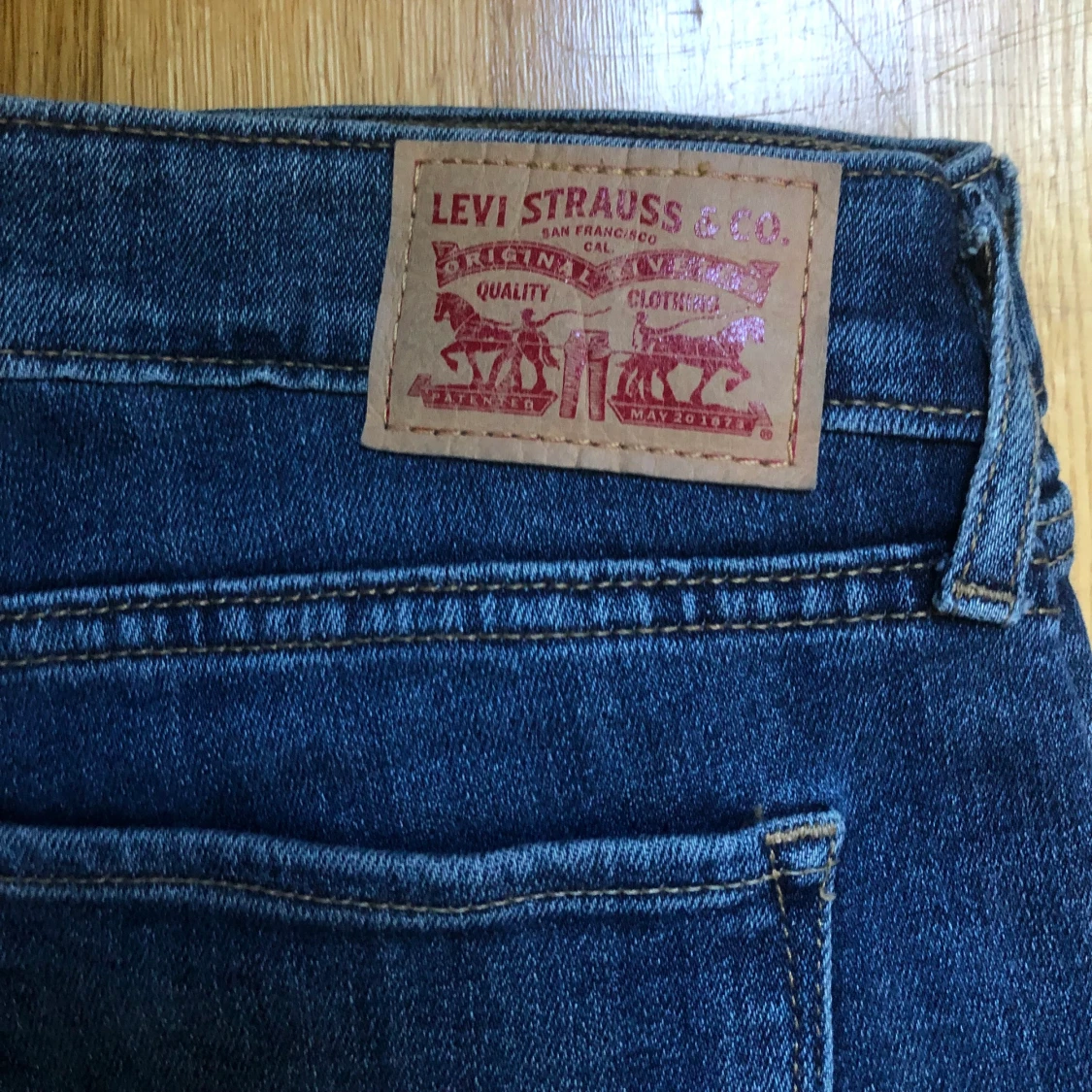 Levis jeans  - 90