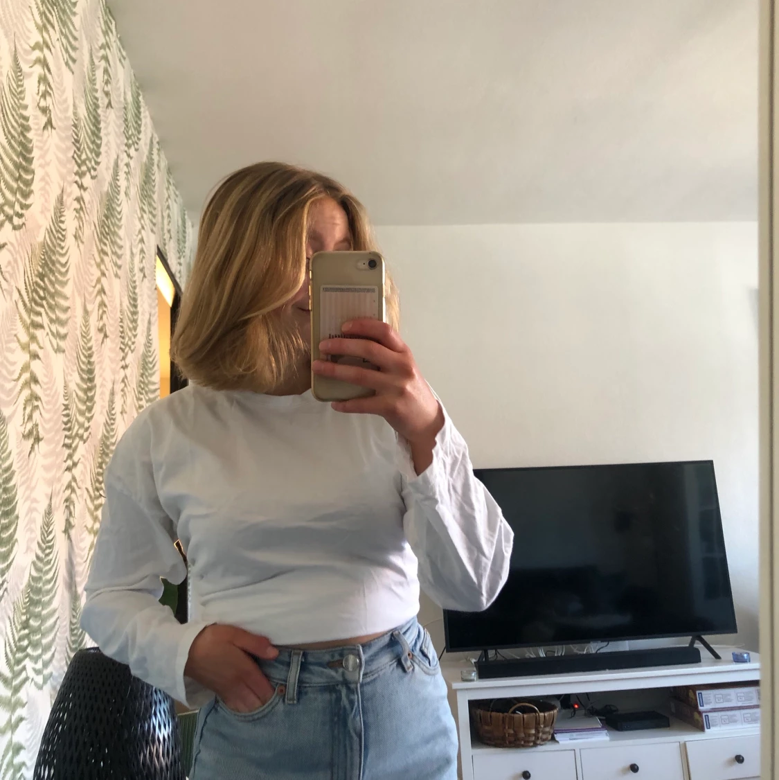 Långärmad vit tröja