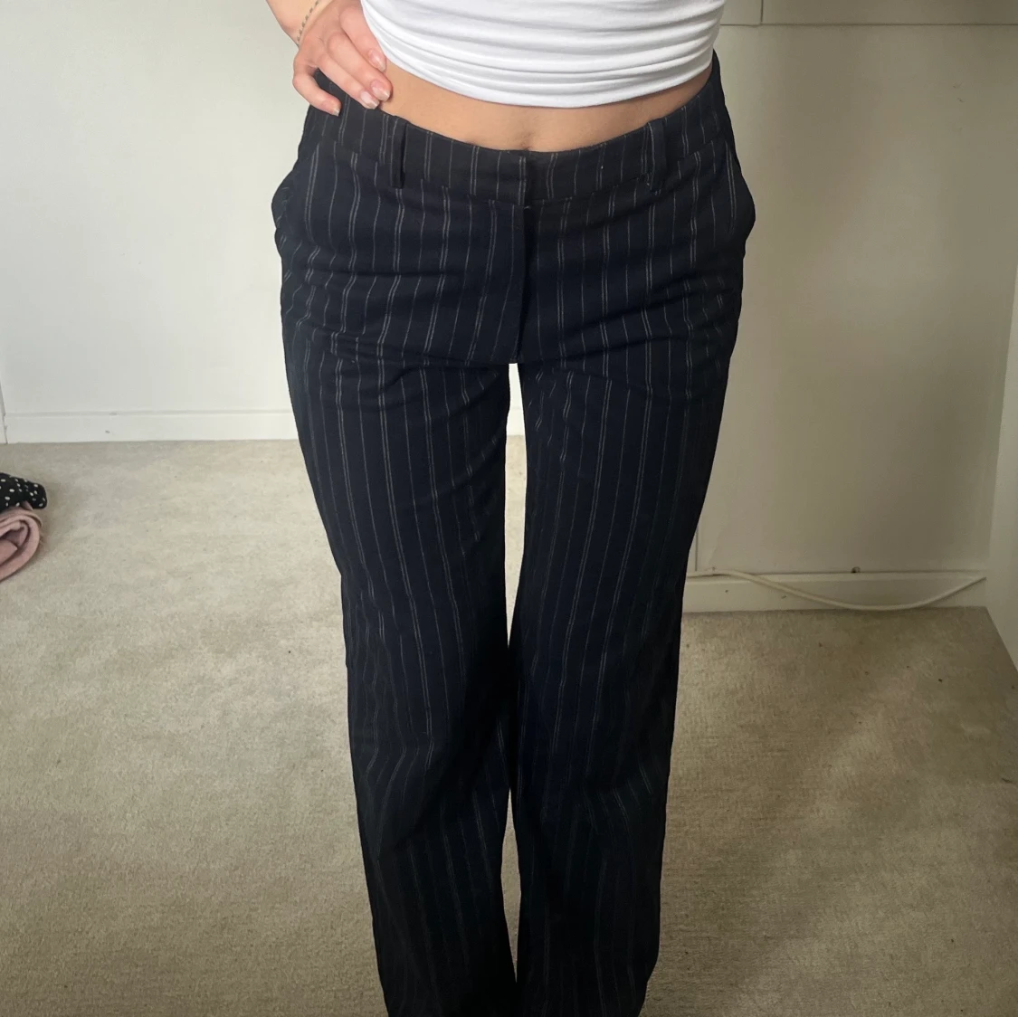 Lågmidjade kostymbyxor  - 90